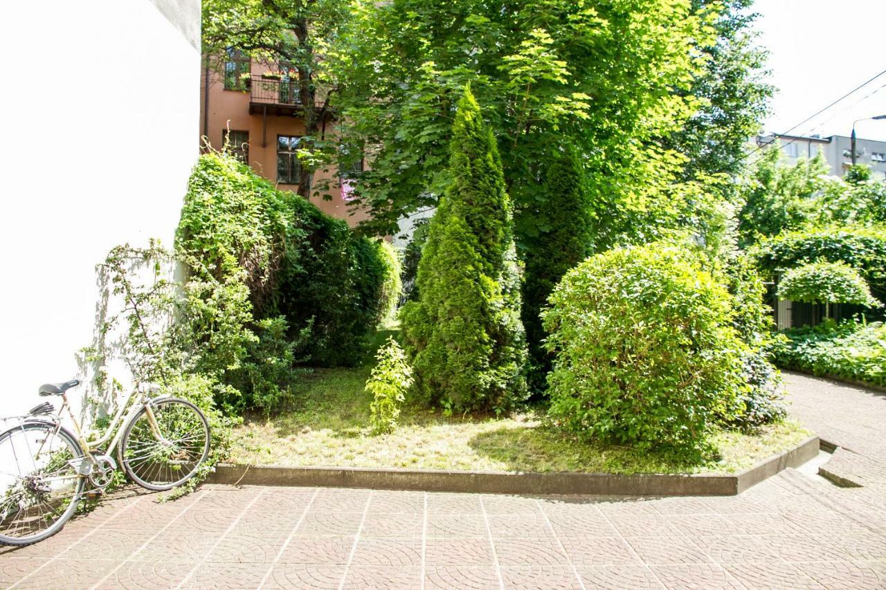 Garden Apartment